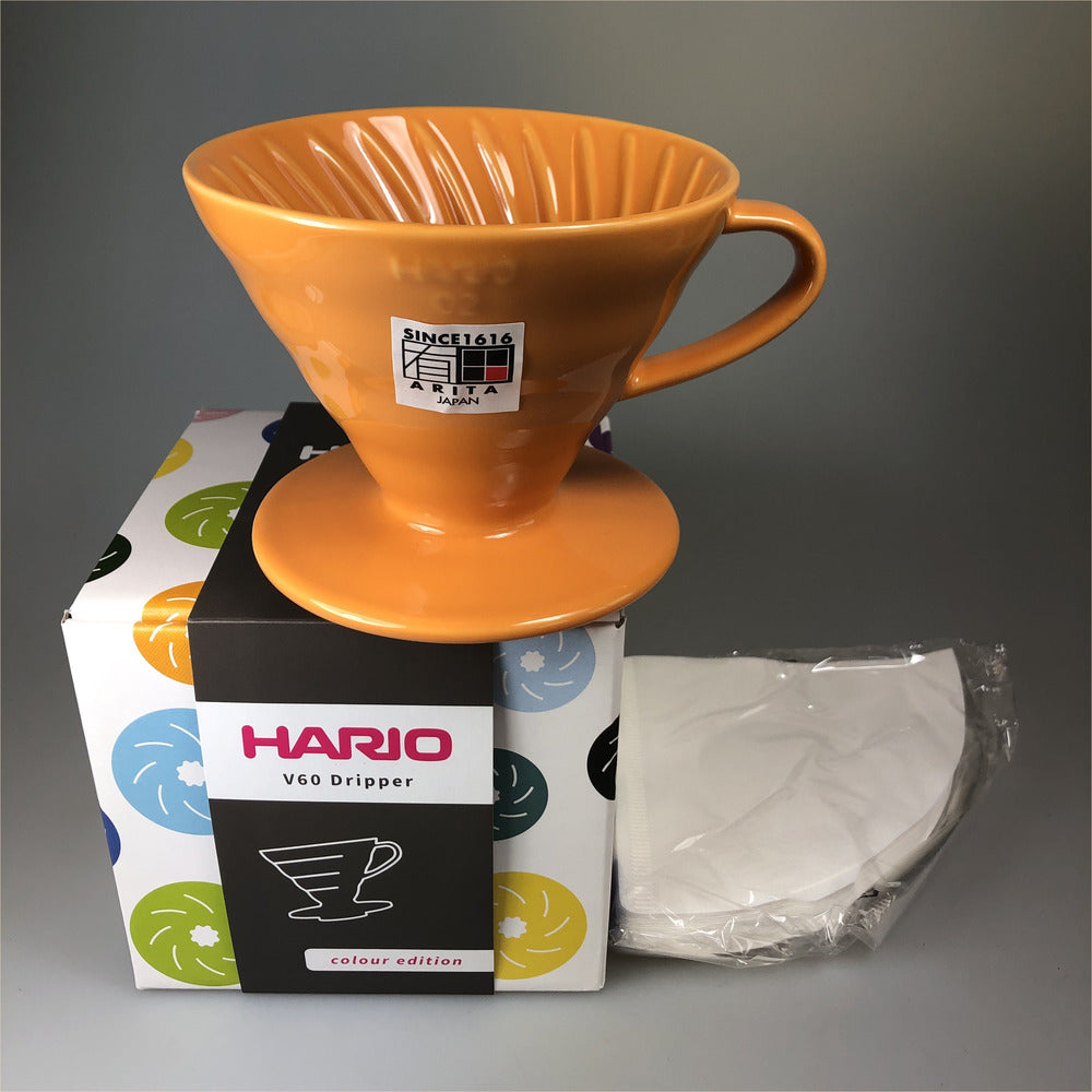 Hario V60 Filterhalter - 1-4 Tassen inkl. 40 Papierfilter - Color Edition